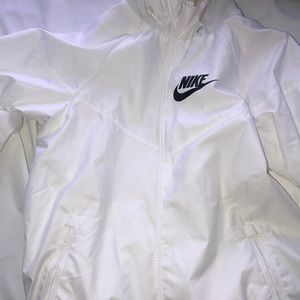 Nike windbreaker kids